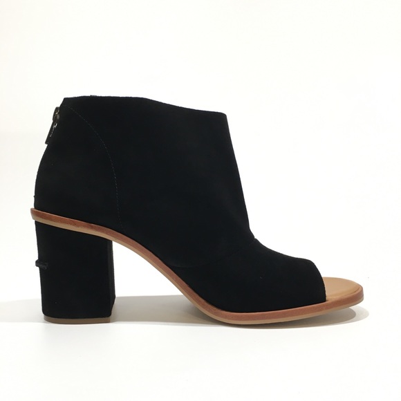 UGG Ginger Open-Toe Ankle Boots -Black Suede -Women’s US 11 -NEW - Picture 3 of 8